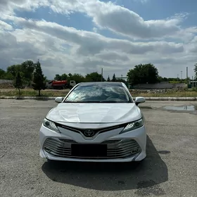 Toyota Camry 2020