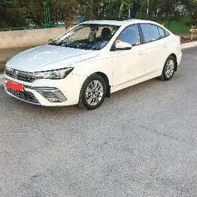 Roewe i5 2022