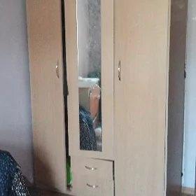 Шифоньер