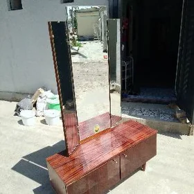 şkaf ulanan arassa iki sany