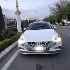 Hyundai Sonata 2022