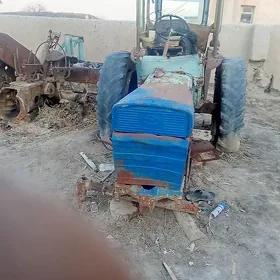 t28