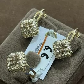 gyzyl komplekt