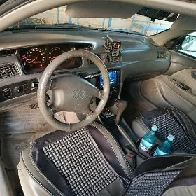 Toyota Camry 2000