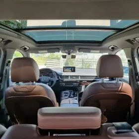 Audi Q7 2017