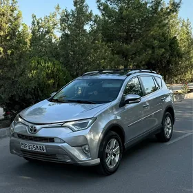 Toyota RAV4 2017