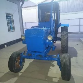 MTZ T-28 1990