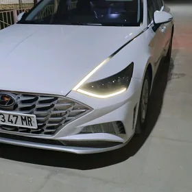 Hyundai Sonata 2021