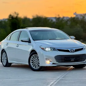 Toyota Avalon 2014