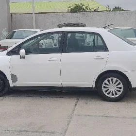 Nissan Versa 2009