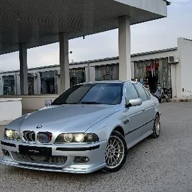 BMW E39 1998