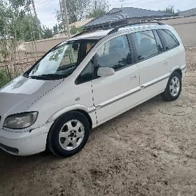 Opel Zafira 2002