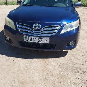 Toyota Camry 2011