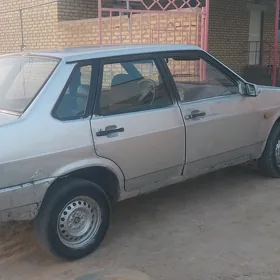 Lada VAZ-21099 2000