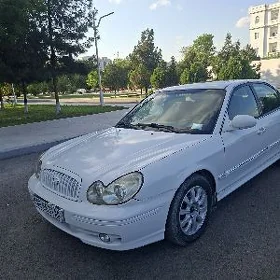 Hyundai Sonata 2001