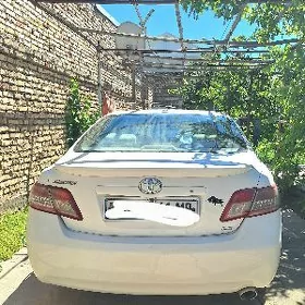 Toyota Camry 2010