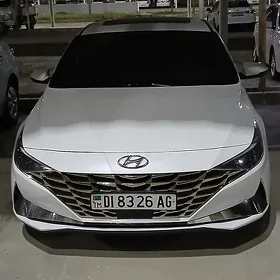 Hyundai Elantra 2023