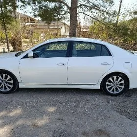 Toyota Avalon 2011