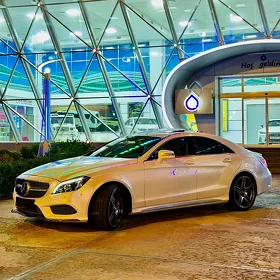 Mercedes-Benz CLS-Class 2012