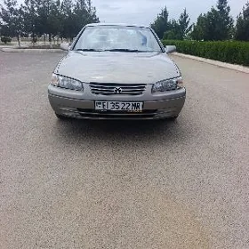 Toyota Camry 1997