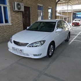 Toyota Camry 2005