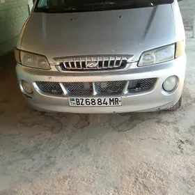 Toyota Hiace 2001
