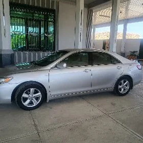 Toyota Camry 2010