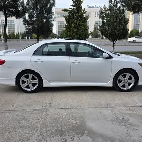 Toyota Corolla 2013