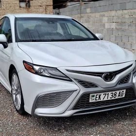 Toyota Camry 2024