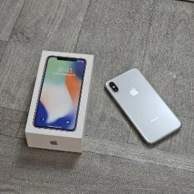 iPhone X