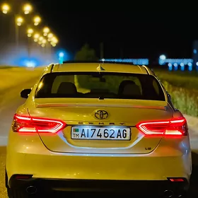 Toyota Camry 2019