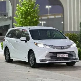 Toyota Sienna 2022