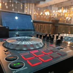 Dj Pult