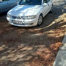 Opel Vectra 1998