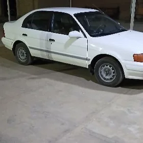 Toyota Tercel 1995