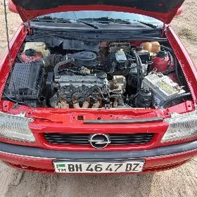 Opel Astra 1998