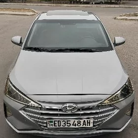 Hyundai Elantra 2019