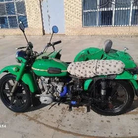 Ural 5557 1990