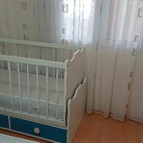 детская кровать (трансформер)