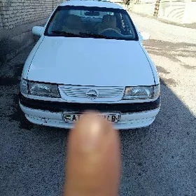 Opel Vectra 1990