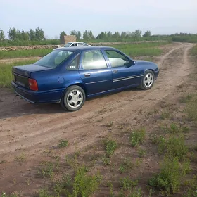 Opel Vectra 1992