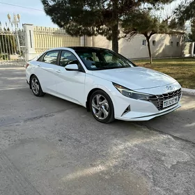 Hyundai Elantra 2021