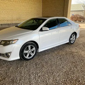 Toyota Camry 2013