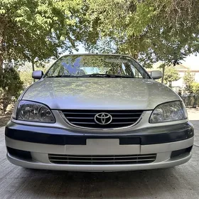 Toyota Avensis 2001