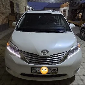 Toyota Sienna 2017
