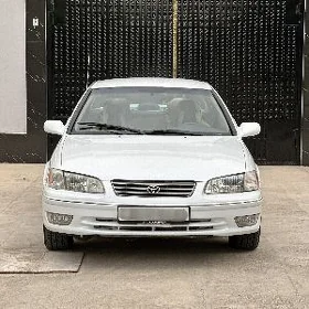 Toyota Camry 1997