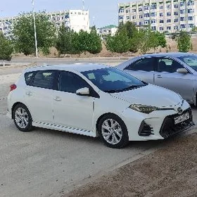 Toyota Corolla iM 2018