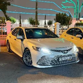 Toyota Camry 2023