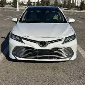 Toyota Camry 2018