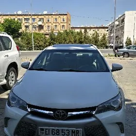 Toyota Camry 2017